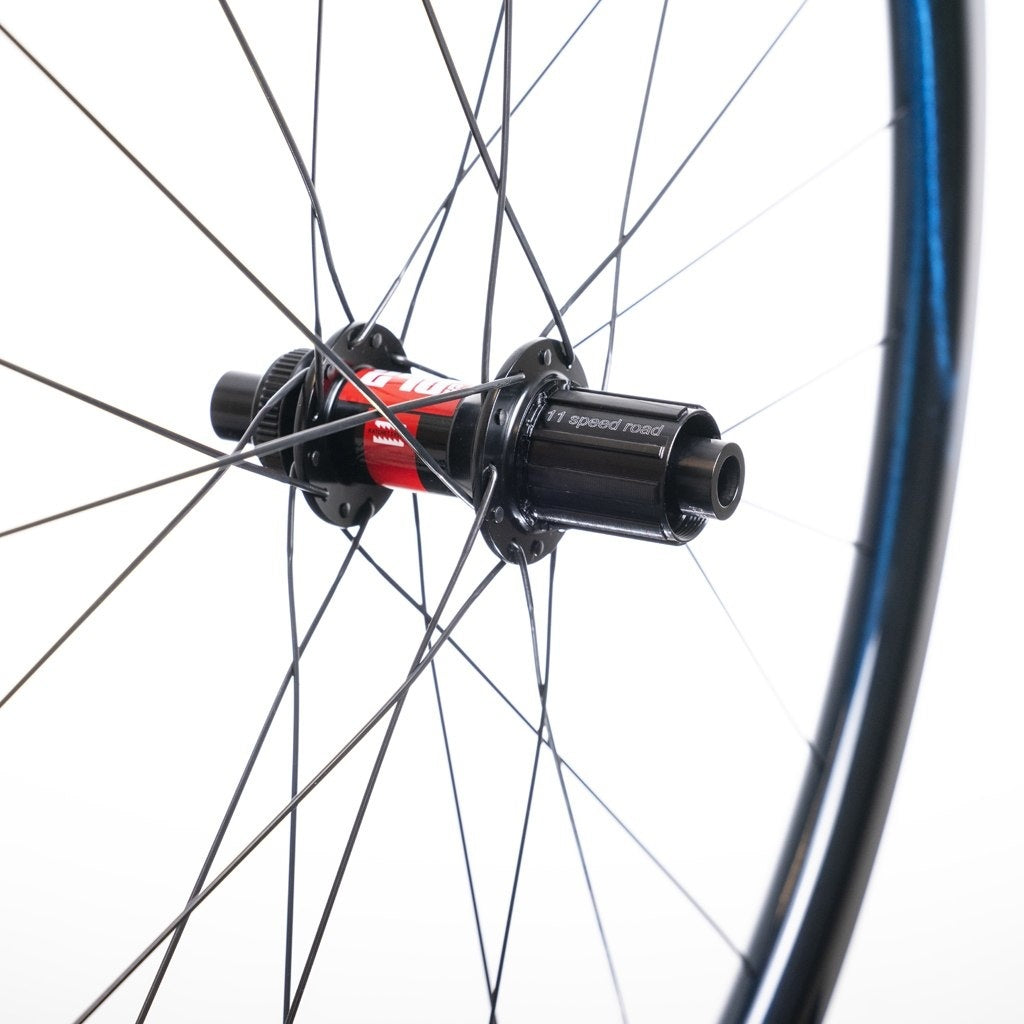 RX40 Carbon Wheelset  UD BLUE | DT Swiss 240 - Beast Components