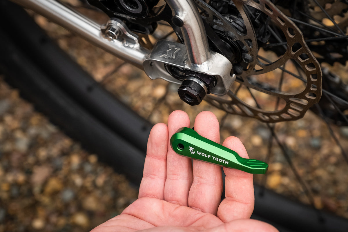 Axle Handle Multi-Tool - Wolf Tooth Components