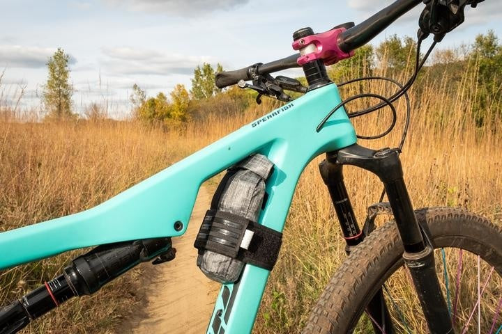 B-RAD TekLite Roll-Top Bag 1L - Wolf Tooth Components